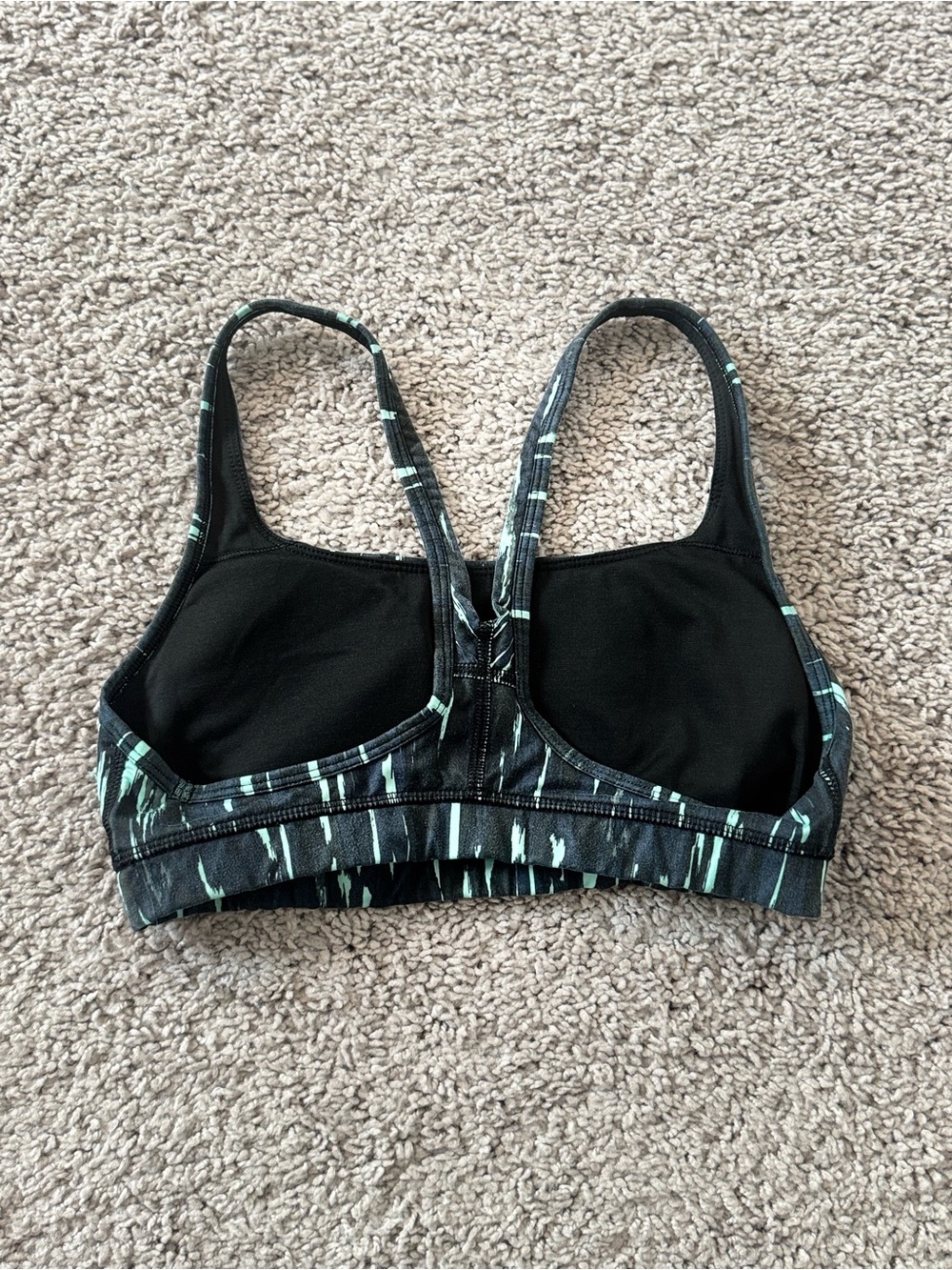 Lululemon Women’s Dark Grey Racerback Tank Top with Bra Size 4 - Picture 6 of 7
